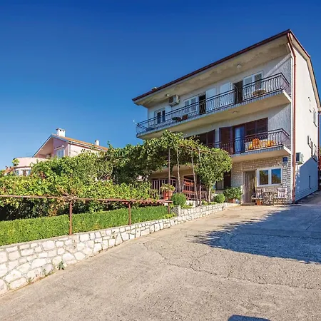 3 Bedroom Lovely In * Novi Vinodolski